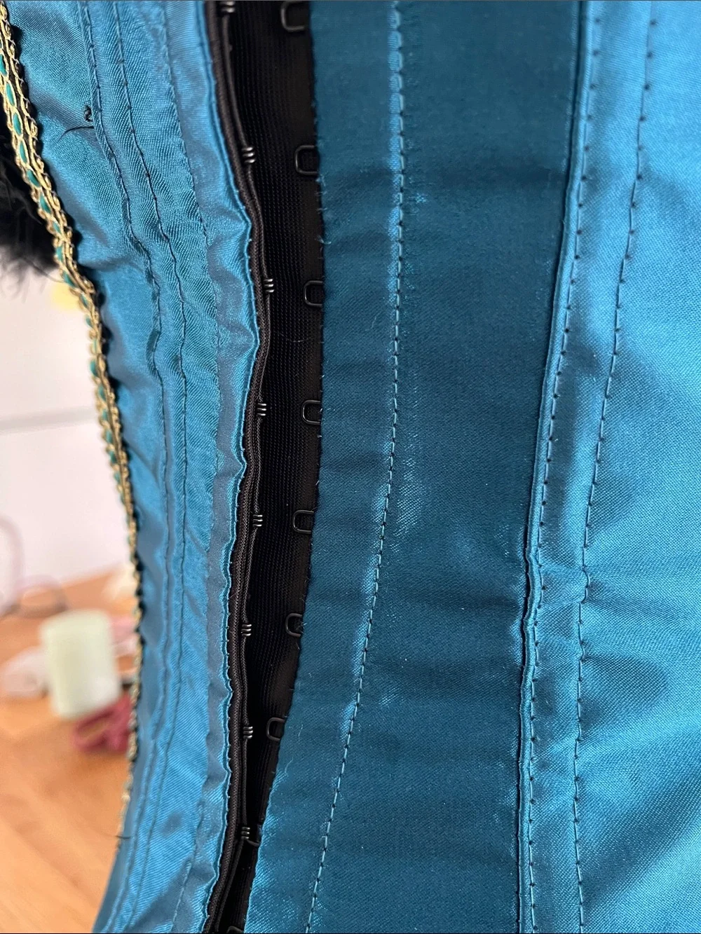 Teal Peacock Feather Bustier Corset Top - Picture 4 of 6